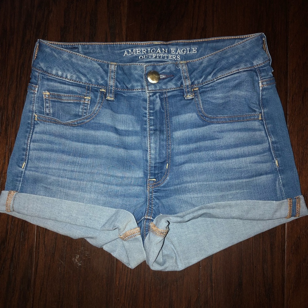 American Eagle Outfitters | jean shorts